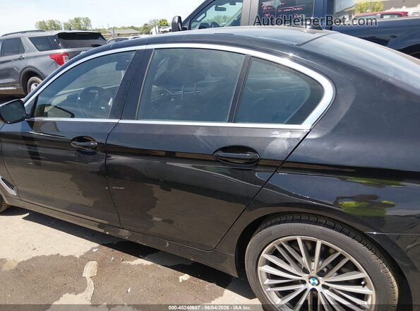 WBAJE7C54KWW44328 2019 BMW 5 SERIES Black 