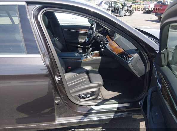 WBAJE7C56KWD55017 2019 BMW 5 SERIES Black Вид салону спереду