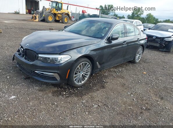 WBAJE7C57JWA03997 2018 BMW 5 SERIES Gray წინა მარცხენა ხედი სამი მეოთხედიდან