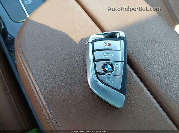 WBAJE7C59KWD55237 2019 BMW 5 SERIES Black Vista del salpicadero