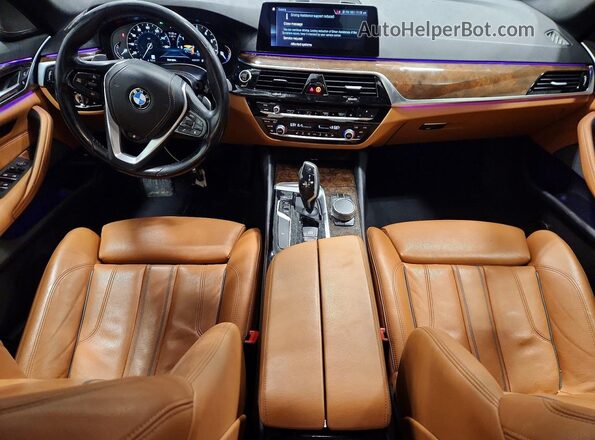 WBAJE7C59KWW05251 2019 BMW 5 SERIES Blue Вид панелі приладів