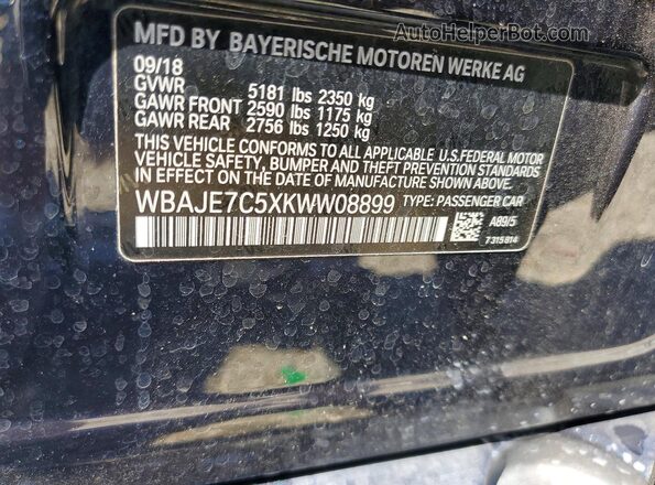 WBAJE7C5XKWW08899 2019 BMW 5 SERIES Blue Вид підкапотного простору