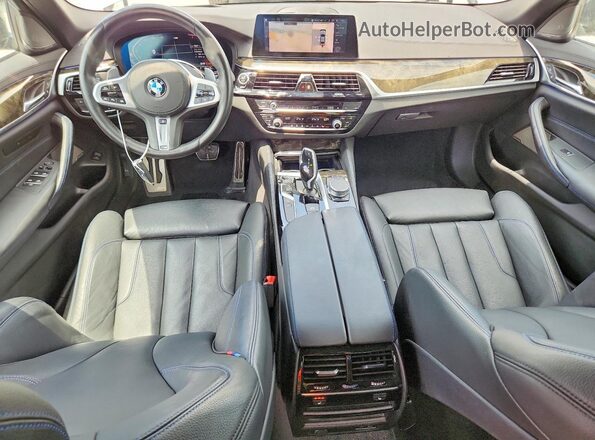 WBAJS3C02LCE58654 2020 BMW 5 SERIES Белый Вид панели приборов