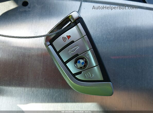 WBAJS7C00LBN96011 2020 BMW 5 SERIES White Առջևի վահանակի տեսք