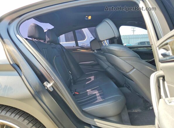 WBAJS7C03LCD44153 2020 BMW M5 Black Widok tylnych siedzeń