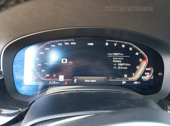 WBAJS7C03LCD44153 2020 BMW M5 Black Widok zestawu wskaźników