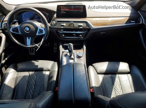 WBAJS7C05LCD47524 2020 BMW M5 Gray Vista del salpicadero