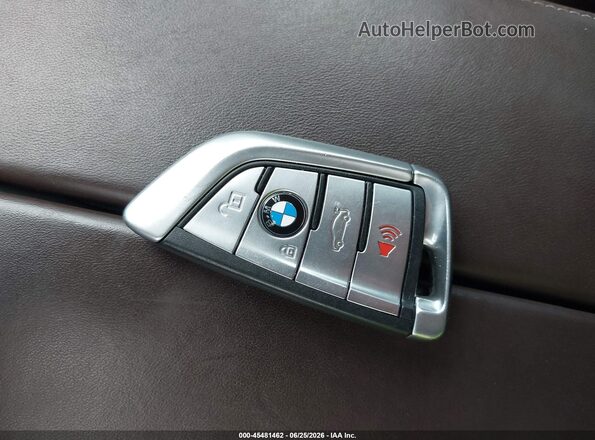 WBAJS7C08LCD08748 2020 BMW 5 SERIES Blue Առջևի վահանակի տեսք
