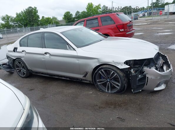 WBAJS7C09LCD52600 2020 BMW 5 SERIES Silver 360 interior view