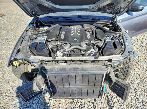 WBAJS7C0XLCD19024 2020 BMW M5 Gray Widok wnętrza z tyłu