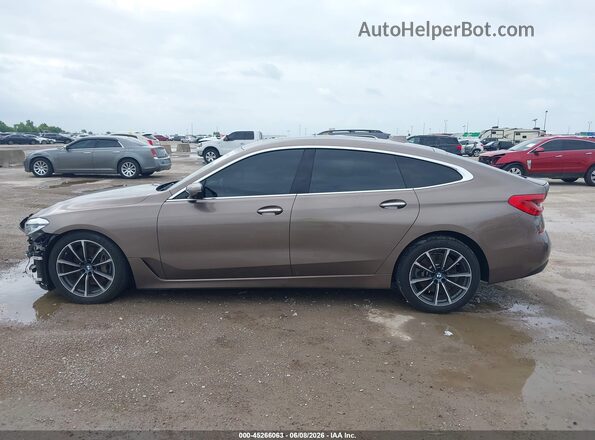 WBAJV6C59JBC99557 2018 BMW 6 SERIES Brown Widok wnętrza 360 stopni