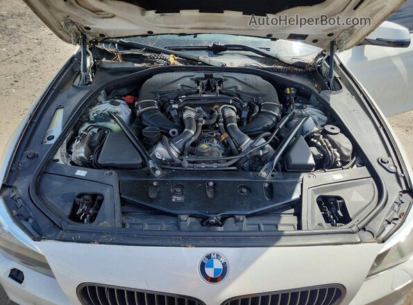 WBAKP9C54GG587673 2016 BMW 5 SERIES White Vista interior trasera
