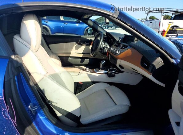 WBALM7C50GJ799426 2016 BMW Z4 Blue Вид задніх сидінь