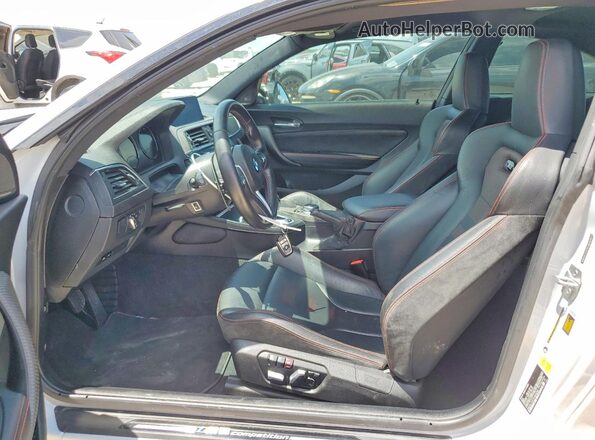WBS2U7C57KVB09280 2019 BMW M2 Silver Vista interior delantera