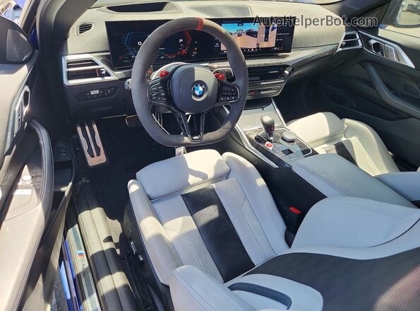 WBS33HK02TCV16680 2026 BMW M4 Blue Առջևի վահանակի տեսք