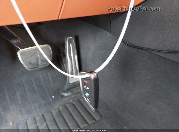 WBS33HK03TCV44178 2026 BMW M4 Black Առջևի վահանակի տեսք