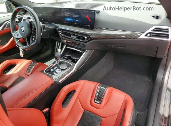 WBS33HK0XSCT83844 2025 BMW M4 Gray Vista del salpicadero