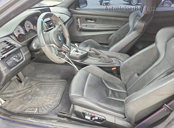 WBS3S7C03LFH08994 2020 BMW M4 Blue Front interior view