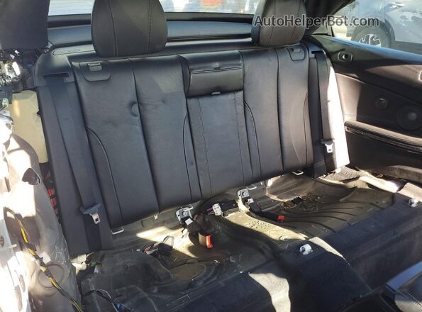 WBS3U9C56GP968496 2016 BMW M4 White Rear seats view