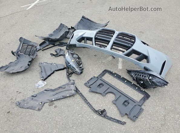 WBS43AZ04PCM32433 2023 BMW M4 Gray ძრავის განყოფილების ხედი