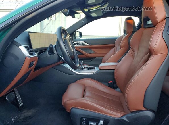 WBS43AZ08RCP59257 2024 BMW M4 Green წინა სალონის ხედი