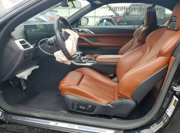 WBS43BA09SCU10096 2025 BMW M4 Black Vista interior delantera