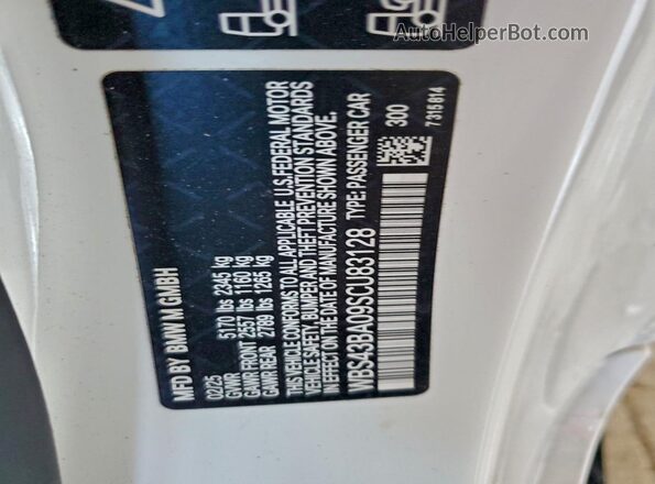 WBS43BA09SCU83128 2025 BMW M4 White Vista del compartimento del motor