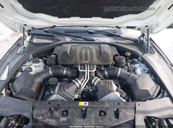 WBS6G9C5XHD932334 2017 BMW M6 Белый Вид сзади