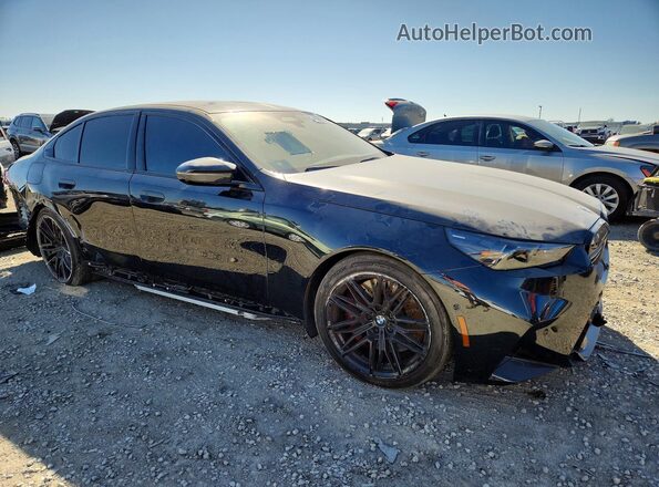 WBS83FK00SCT14543 2025 BMW M5 Black Передня права чверть
