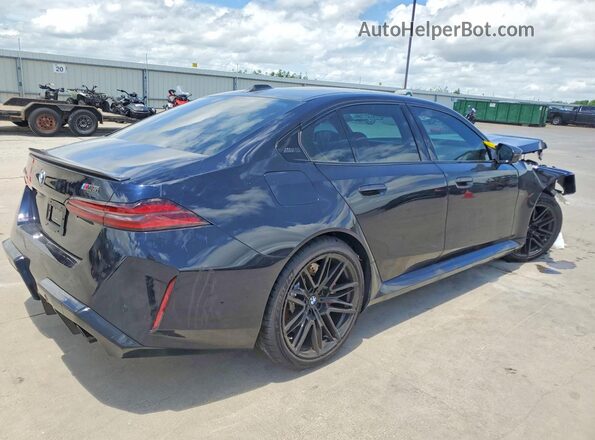 WBS83FK02TCW63513 2026 BMW M5 Charcoal Задня права чверть