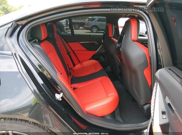 WBS83FK09SCT93386 2025 BMW M5 Black Widok naklejki z numerem VIN