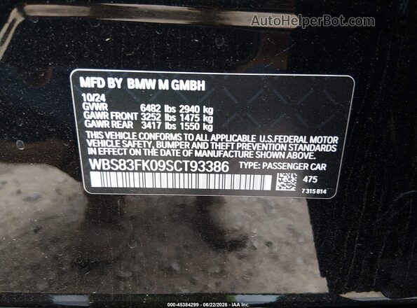 WBS83FK09SCT93386 2025 BMW M5 Black Widok komory silnika