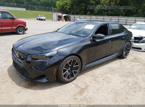 WBS83FK09SCT93386 2025 BMW M5 Black Przód lewy