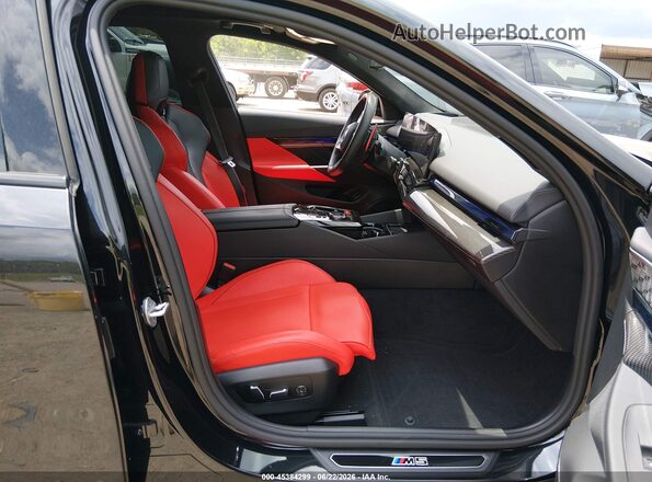WBS83FK09SCT93386 2025 BMW M5 Black Widok wnętrza z przodu