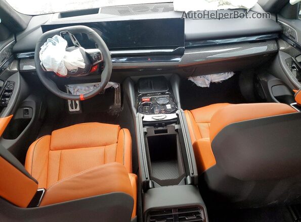 WBS83GV00TCW64029 2026 BMW M5 Green Dashboard view