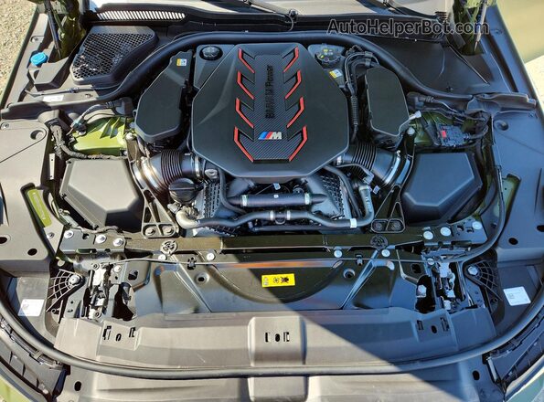 WBS83GV06TCW71762 2026 BMW M5 Green ძრავის განყოფილების ხედი