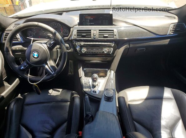 WBS8M9C34H5G85986 2017 BMW M3 White Widok deski rozdzielczej