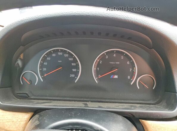 WBSFV9C58GG343480 2016 BMW M5 Turquoise Vista del cuadro de instrumentos