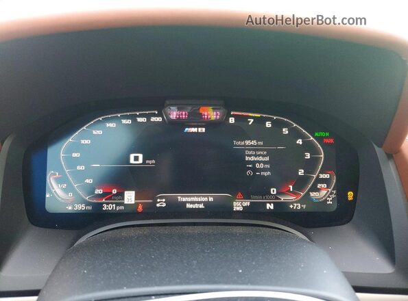 WBSGV0C04SCU91209 2025 BMW M8 Зеленый Вид щитка приборов