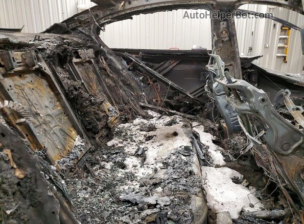 WBSJF0C09LCE86479 2020 BMW M5 Gray Հետևի նստատեղերի տեսք