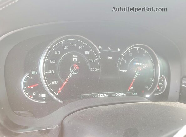 WBSJF0C54KB448090 2019 BMW M5 Угольный Вид щитка приборов