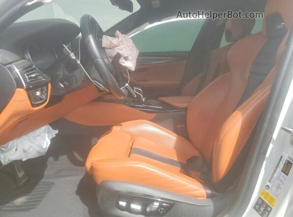WBSJF0C54KB448090 2019 BMW M5 Угольный Вид салона спереди