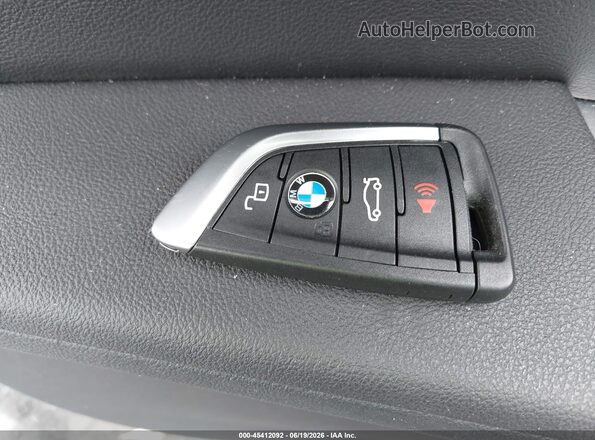 WBX47DP07RN303421 2024 BMW X3 White Vista del salpicadero