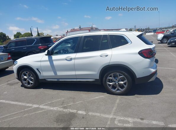 WBX47DP08RN295507 2024 BMW X3 White Սալոնի 360 աստիճան տեսք
