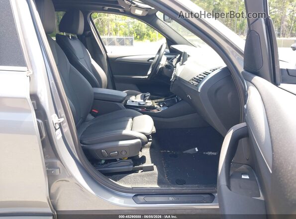 WBX57DP03RN303596 2024 BMW X3 Silver Vista interior delantera