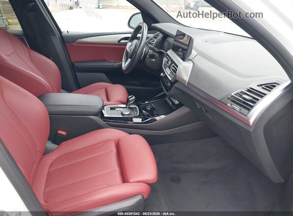 WBX57DP05RN267622 2024 BMW X3 White Вид салону спереду