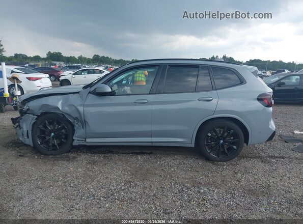 WBX57DP05RN304720 2024 BMW X3 Gray Панорамний вид салону 360°