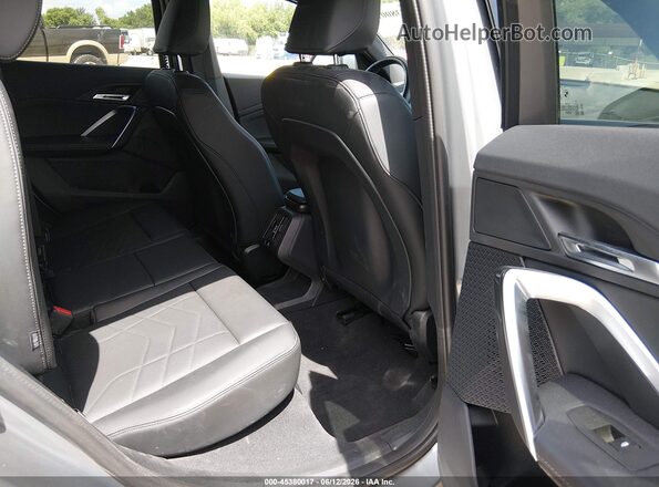 WBX63GM04T5401159 2026 BMW X2 Серый Вид наклейки с VIN-кодом