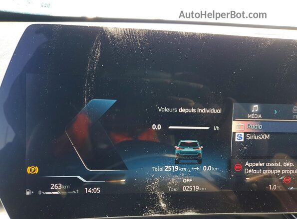 WBX73EF00S5192328 2025 BMW X1 Teal Widok zestawu wskaźników