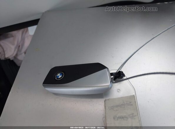 WBX73EF00T5524785 2026 BMW X1 Gray Вид панелі приладів